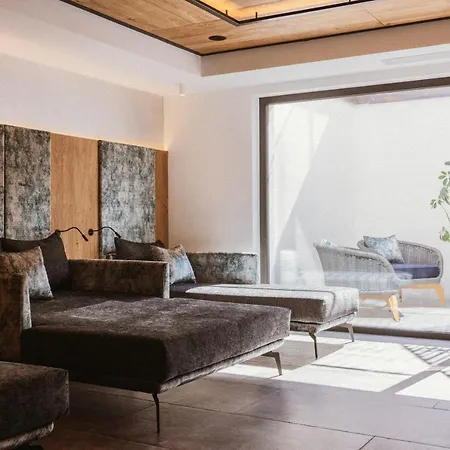 Hotel Paradies-3